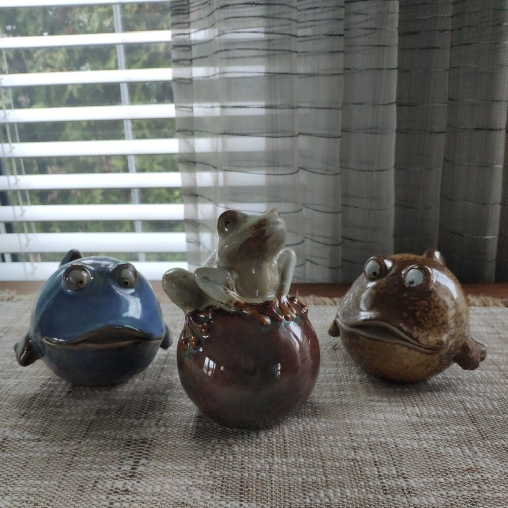 Art Pottery Figurines Set of 3, VTG Whimsical Spherical Fish Frog 6.75"